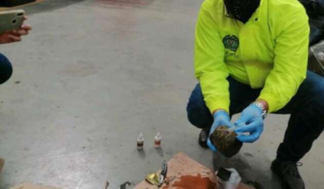 Autoridades lograron incautar marihuana que pretendían transportar en latas de lechona