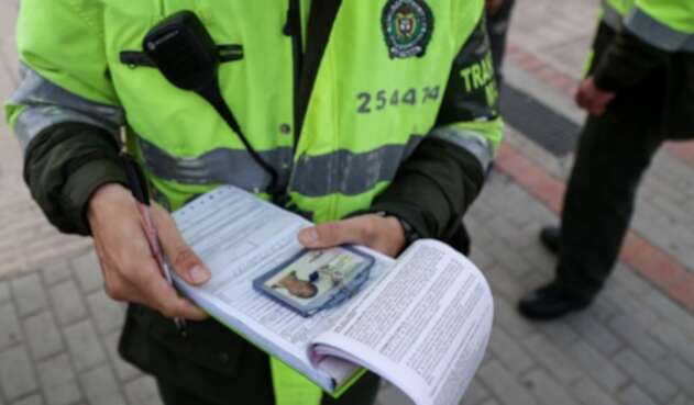 Policía referencia
