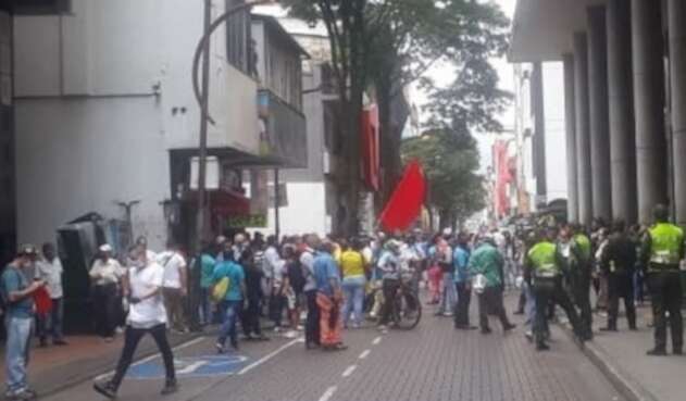Protesta vendedores informales.