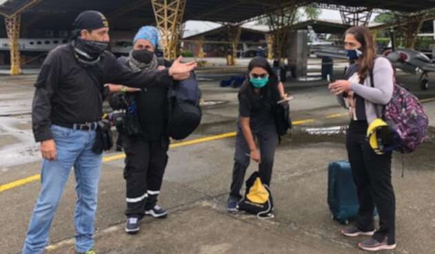 La labor humanitaria cuenta con el apoyo de la Patrulla Aérea Civil del Pacífico.