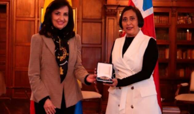 Canciller Claudia Blum y Soraya Colmenares