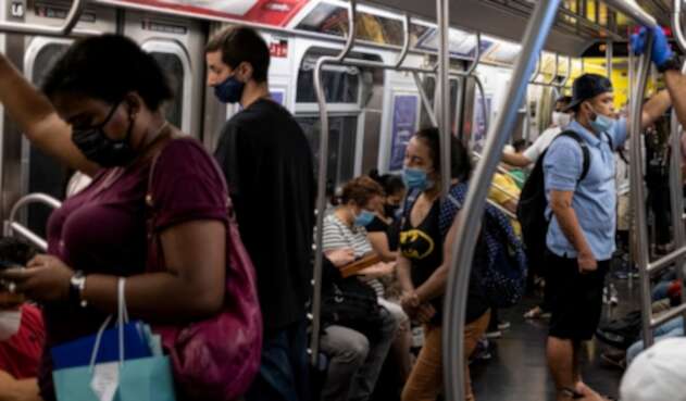 Coronavirus en Estados Unidos / metro de Nueva York