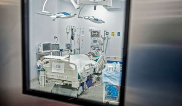 Pacientes contagiados de coronavirus en UCI
