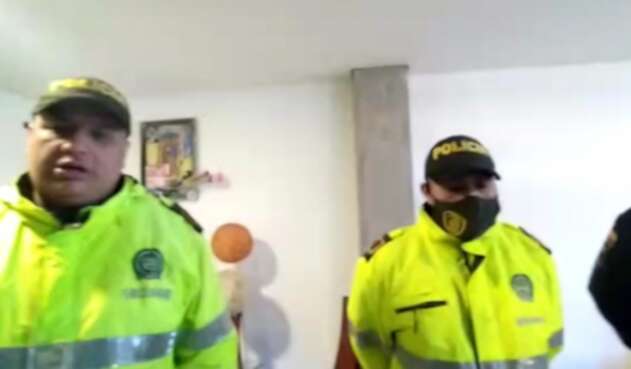 Policías denuncian