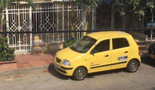 Gremios de taxistas requieren elementos de protección contra el COVID-19