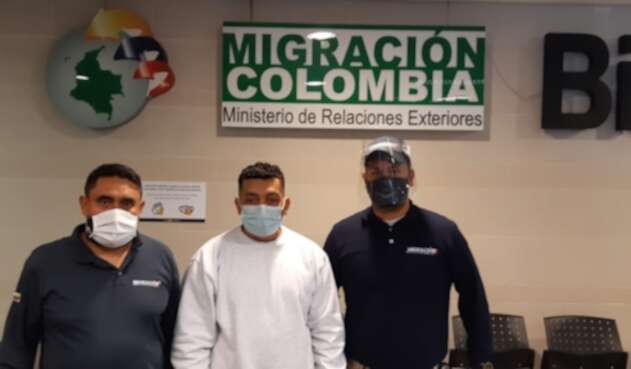 Migración Colombia detiene a alias 07, sobrino de "Otoniel"