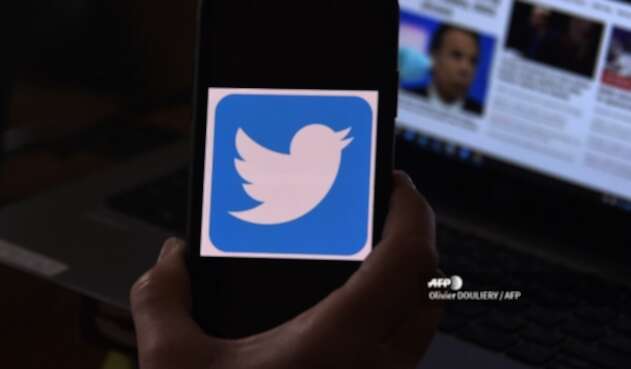 Twitter Twitter