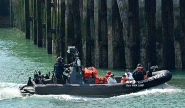 Rescate de inmigrantes Rescate de inmigrantes
