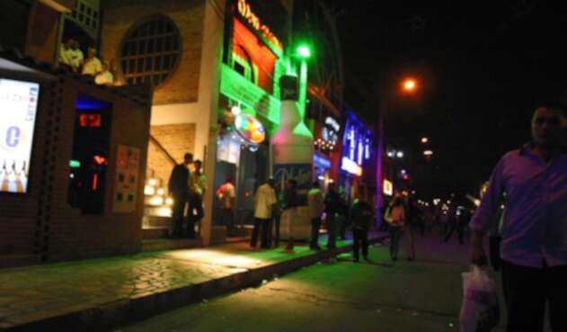 Bares - Discotecas Bares - Discotecas