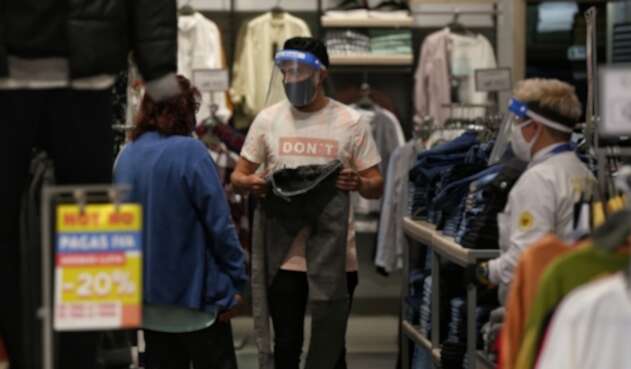 Reapertura de centros comerciales