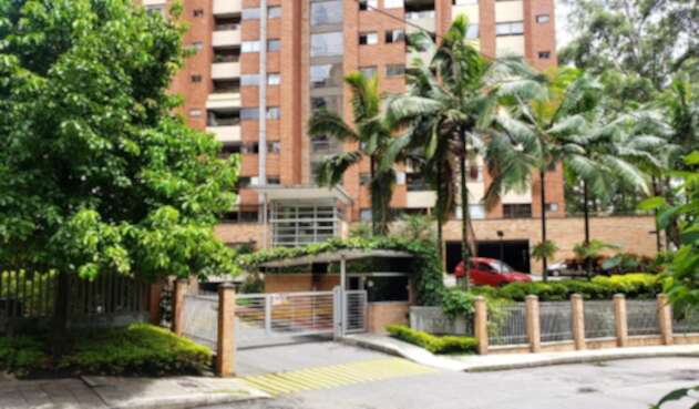 Presunto ladrón de apartamentos murió al caer del piso 26 en Medellín