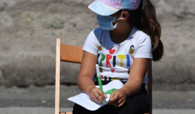 Regreso de niños a colegios - Coronavirus en Italia