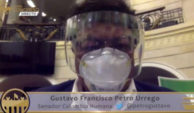 Gustavo Petro en sesión virtual por pandemia