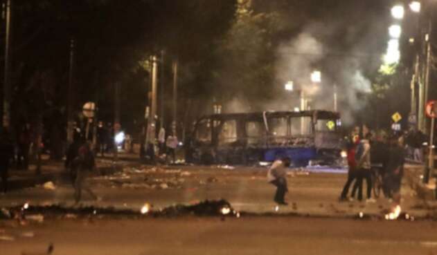 Bus del SITP incinerado