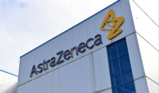 Farmacéutica AstraZeneca que desarrolla vacuna contra la COVID-19