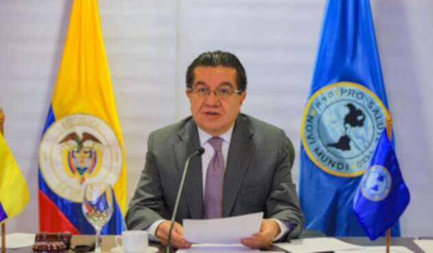 Ministro de Salud, Fernando Ruiz.