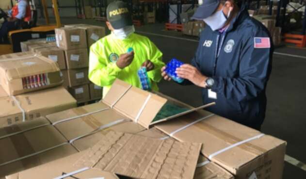 Decomisan mercancía que sería la nueva modalidad para contrabandear medicamentos Covid hacia Venezuela