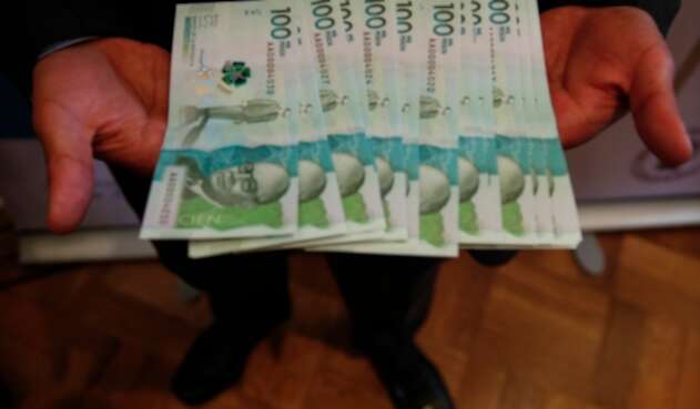 Billete de cien mil - Dinero - Pesos Billete de cien mil - Dinero - Pesos