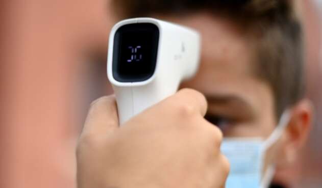 Toma de temperatura por coronavirus