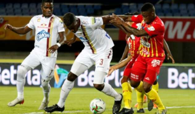 Deportes Tolima vs Pereira - Betplay 2020 El fútbol colombiano va resolviendo de a poco los primeros favoritos hacia las finales.