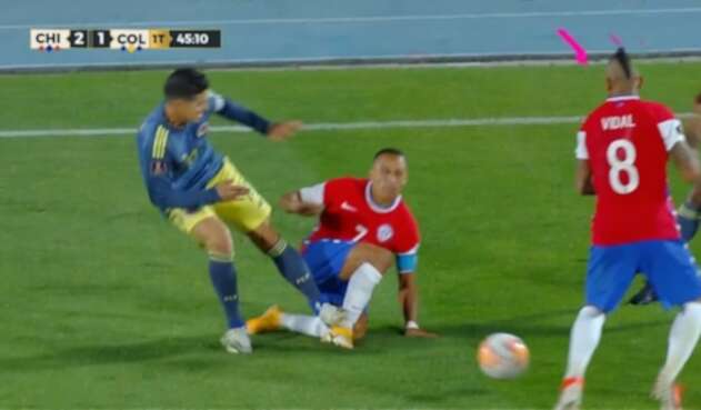 Patada James Rodríguez