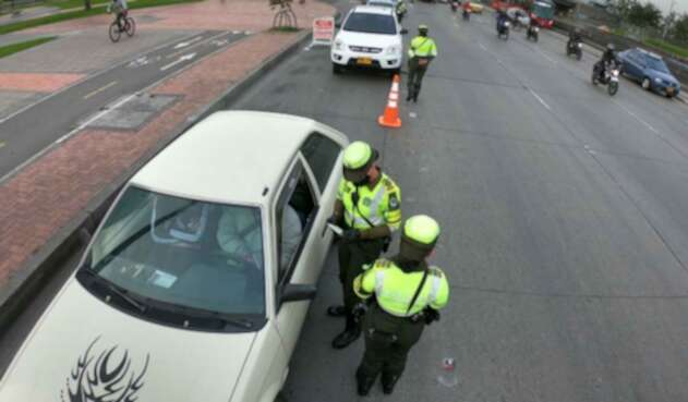 Multas a infractores - pico y placa en Bogotá - Policía de Tránsito