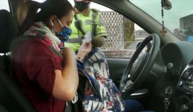 Multas a quienes incumplen pico y placa en Bogotá