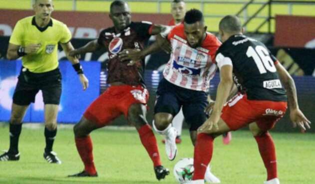Junior Vs. América