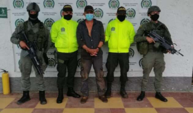Capturado presunto integrante de 'Los Caparros' en Antioquia