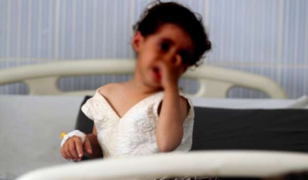 Niña en hospital