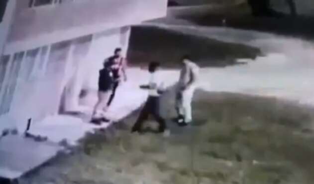 Joven es asesinado en momentos en que le robaban un celular.