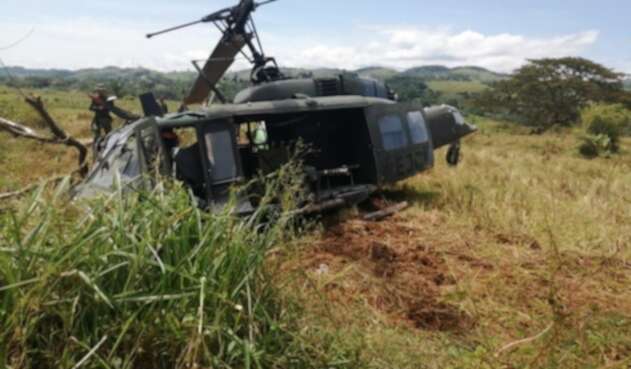 Así quedó la aeronave del Ejército.