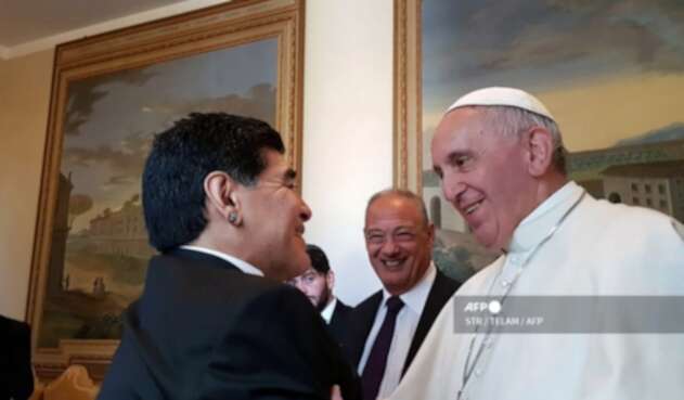 Papa Francisco y Diego Maradona Papa Francisco y Diego Maradona