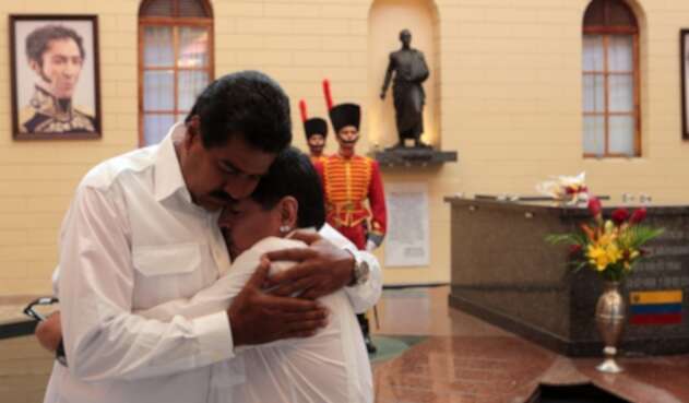Diego Maradona y Nicolás Maduro