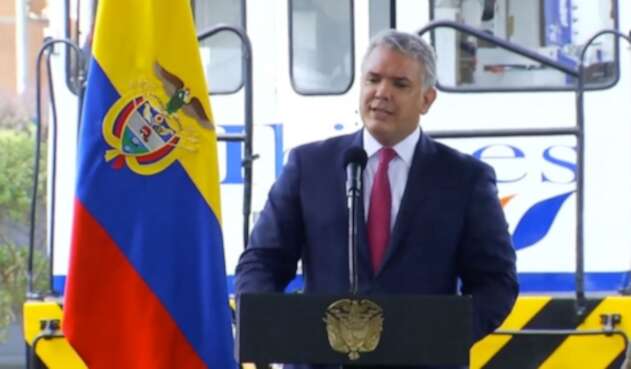 Iván Duque, en lanzamiento del plan férreo.
