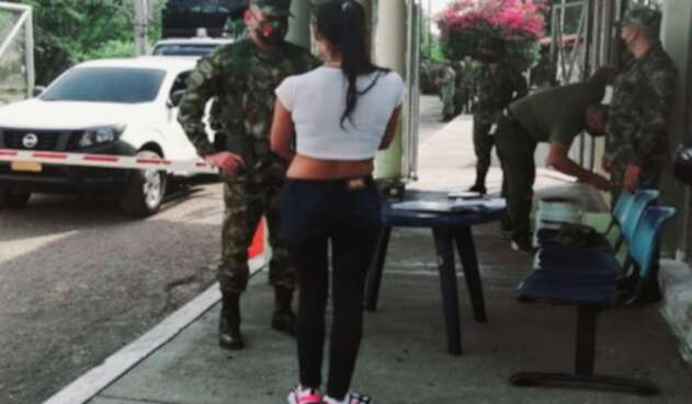 Se entregó al Ejército alias ‘Sofía’ disidente de las Farc en el Tolima