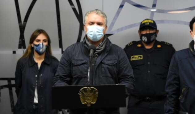 Iván Duque, presidente de Colombia, dando un balance del huracán Iota