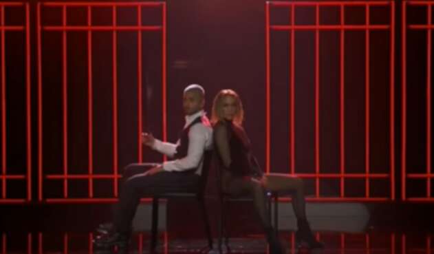 Jennifer López y Maluma en los American Music Awards 2020