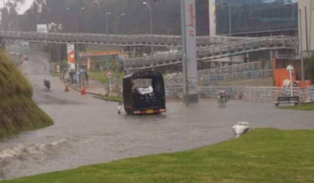 Lluvias en la estación 21 Ángeles