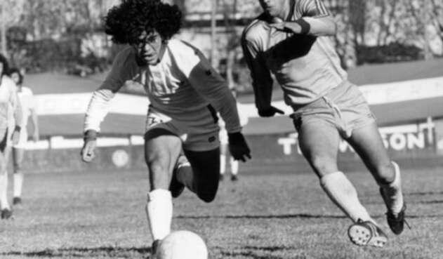 Diego Maradona debutó en Argentinos Juniors