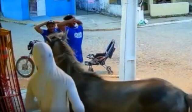 Asalto en caballo
