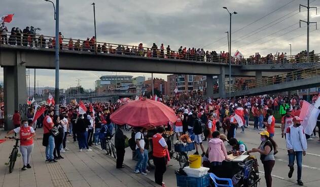 Hinchas de Santa Fe en el Campin