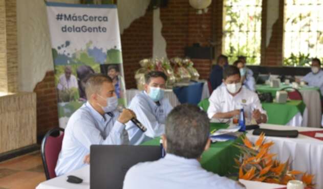 Alcaldes y comunidades ambientales también se hicieron presentes.