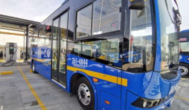 Nueva Flota de Transmilenio viene equipada para cargar celulares
