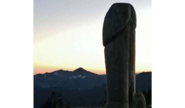 Desapareció monumento en forma de pene en Alemania