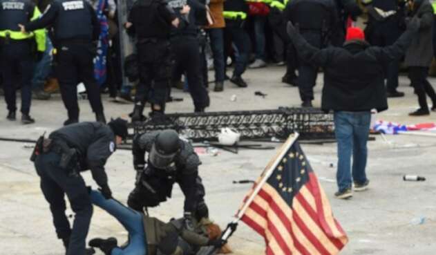 Disturbios en el Capitolio de Estados Unidos