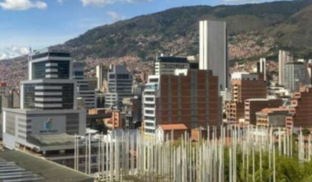El toque de queda será continuo por este fin de semana en Medellín.
