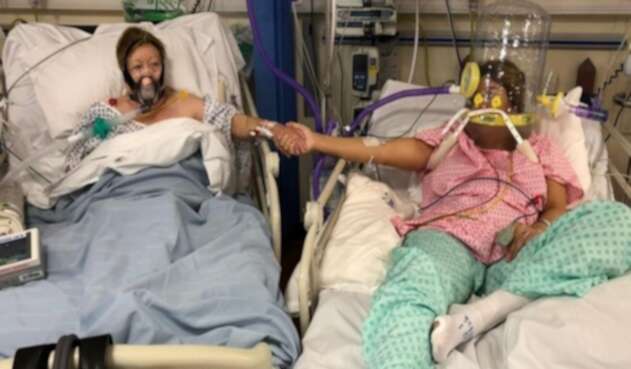La última fotografía de una madre y su hija antes de morir de Covid