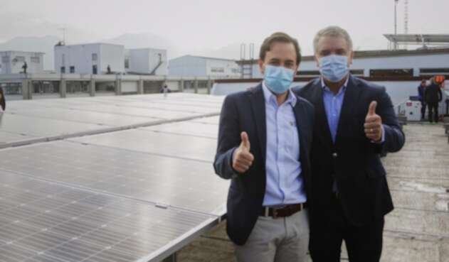 Ministerio de Minas y Energía instala paneles solares para autoabastecerse con energías limpias