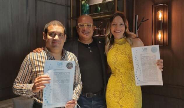 Reconocimiento Organización Mundial para la Paz - Archivo Mónica Ledher